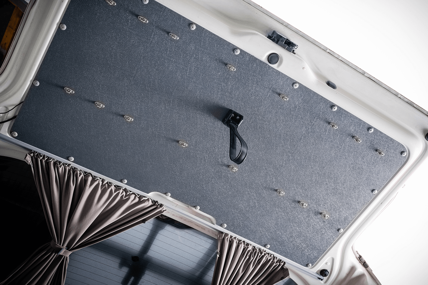 HideMyChair Heckklappenverkleidung mit Tasche für Campingsessel